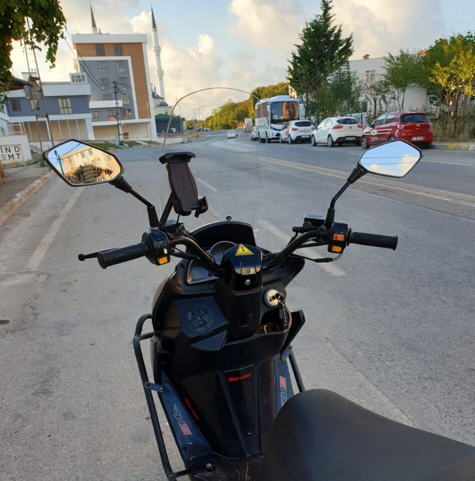 MOTOCAM RKS Newlight 125 Ön Cam 2021-2022 Model 65cm Şeffaf Renkli 4mm PRO MODELE UYMAZ