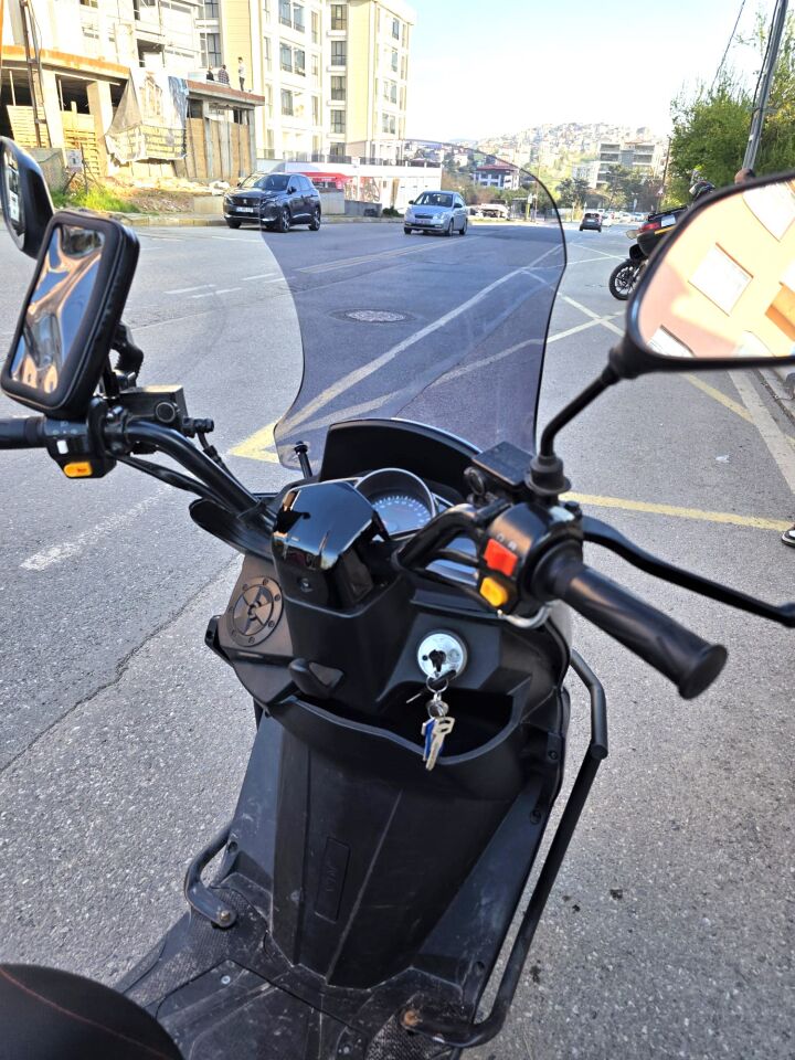 MOTOCAM RKS Newlight PRO Ön Cam 2023-2026 Model 58cm Füme Renkli 4mm ORİJİNAL BOYLU