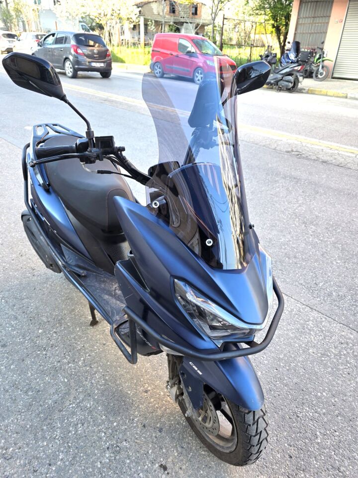 MOTOCAM RKS Newlight PRO Ön Cam 2023-2026 Model 58cm Füme Renkli 4mm ORİJİNAL BOYLU