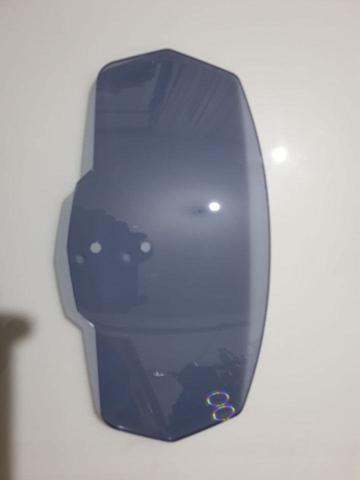 Rüzgar Saptırıcı Deflektör Camı Ortadan Aparatlı 30x12cm