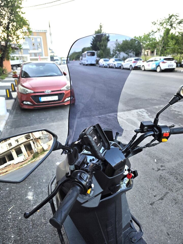 MOTOCAM RKS Newlight PRO Ön Cam 2023-2026 Model 75cm Füme Renkli 4mm UZUN BOYLU