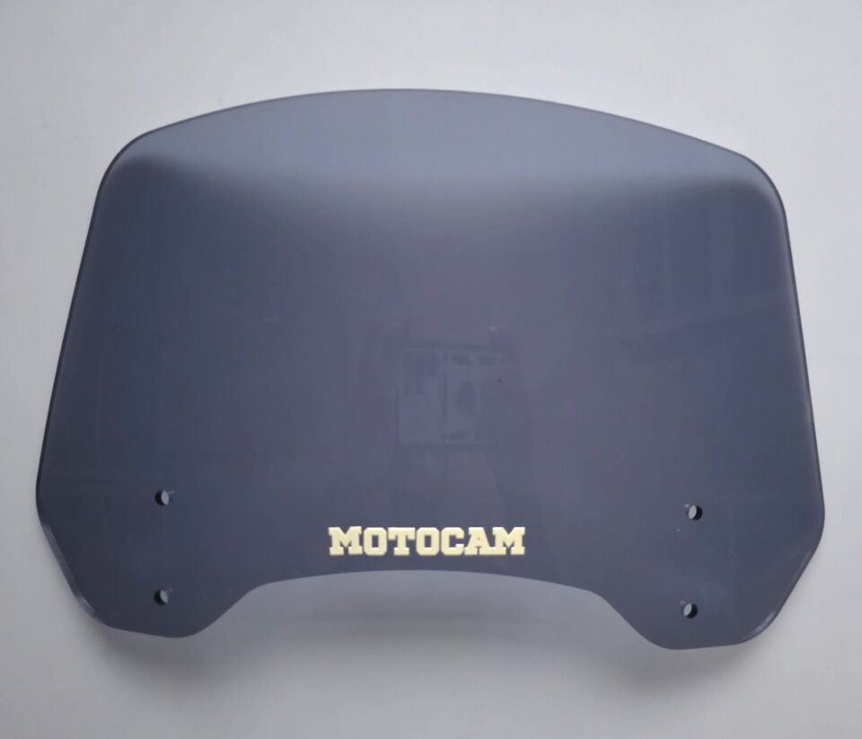MOTOCAM Rüzgar Saptırıcı Deflektör Camı 2 Delikli 4cm 32x18cm Füme Renkli   (APARATSIZDIR)