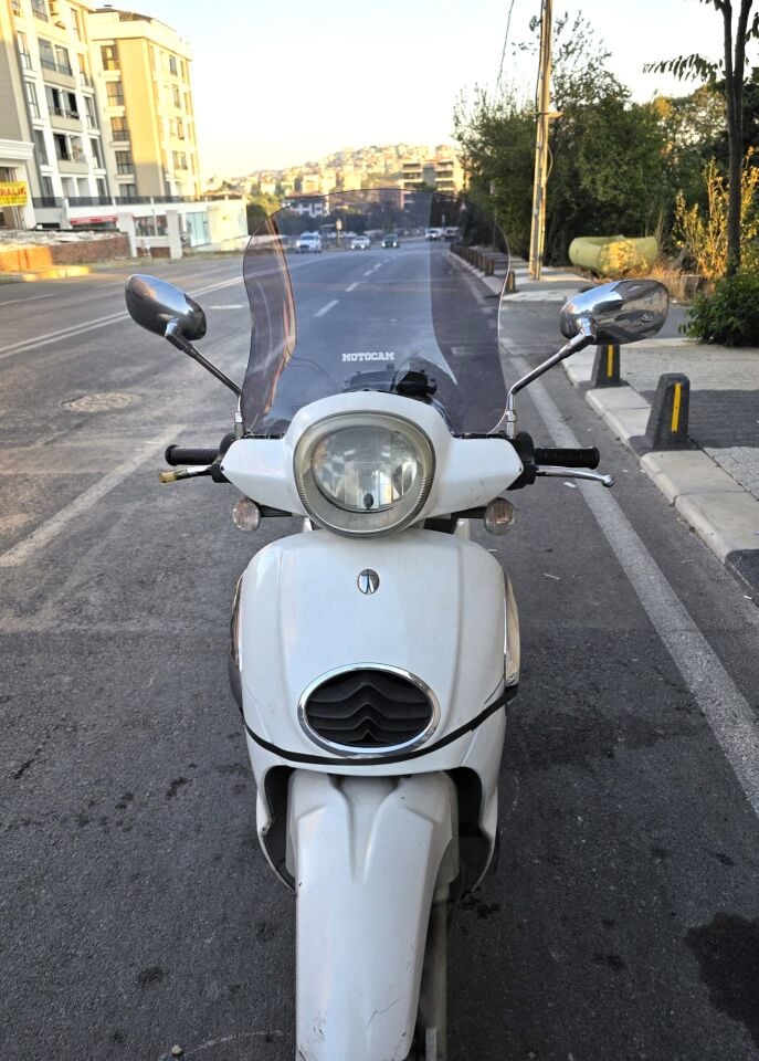 MOTOCAM Aprilia Scarabeo 200 İe Ön Cam 35cm 2008-2015 Model Füme Renkli 4mm