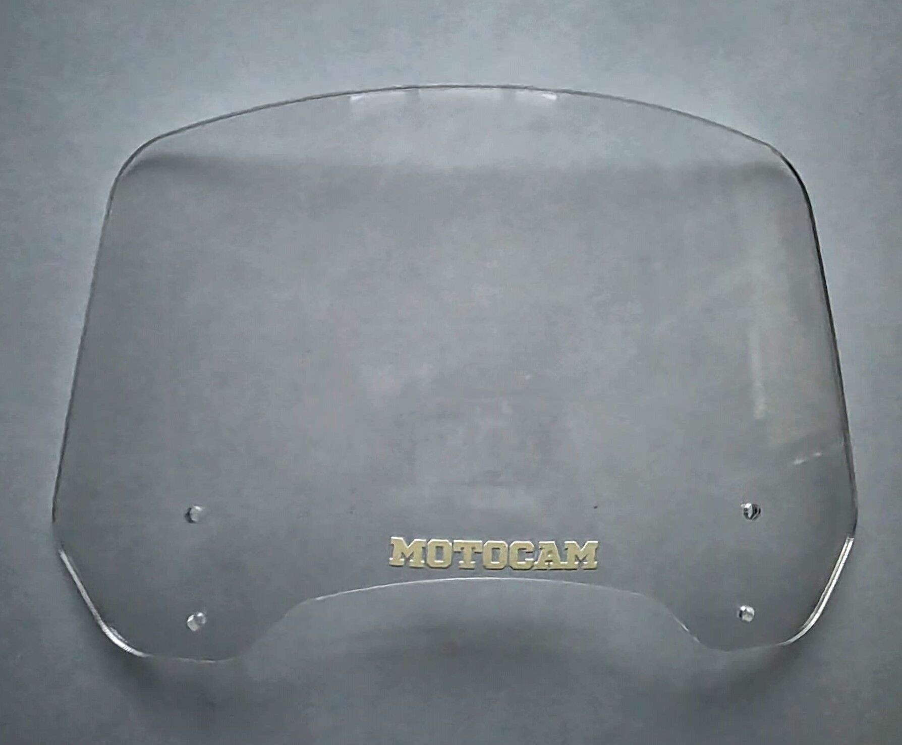 MOTOCAM Rüzgar Saptırıcı Deflektör Camı 2 Delikli 4cm 32x18cm Şeffaf Renkli   (APARATSIZDIR)