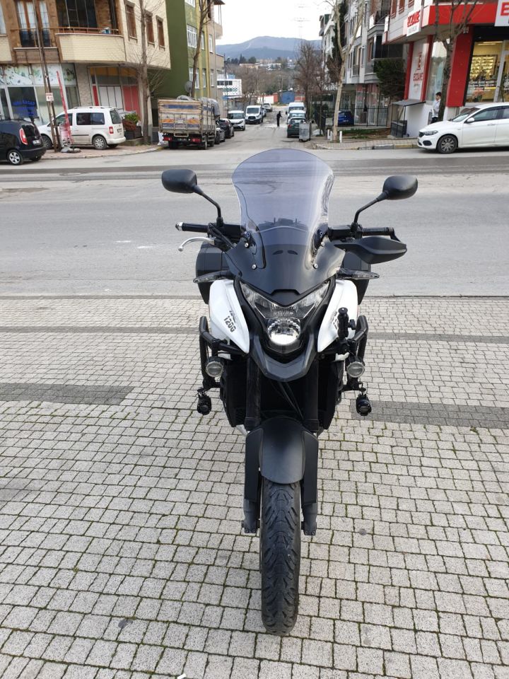 Honda VFR 1200 Ön Cam 2012-2015 Model 48cm