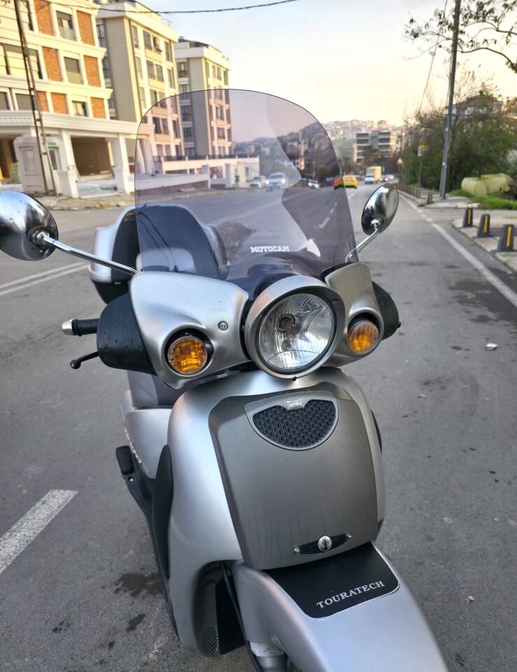 MOTOCAM Aprilia Scarabeo 200 Ön Cam 45cm 2002-2007 Model Füme Renkli 4mm