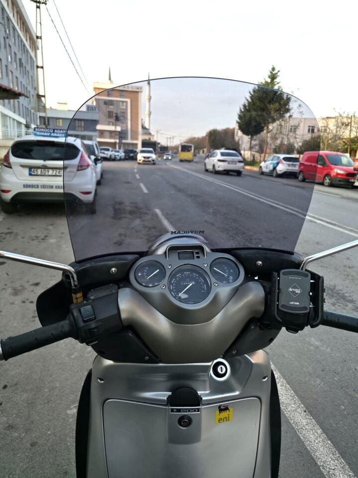 MOTOCAM Aprilia Scarabeo 200 Ön Cam 45cm 2002-2007 Model Füme Renkli 4mm