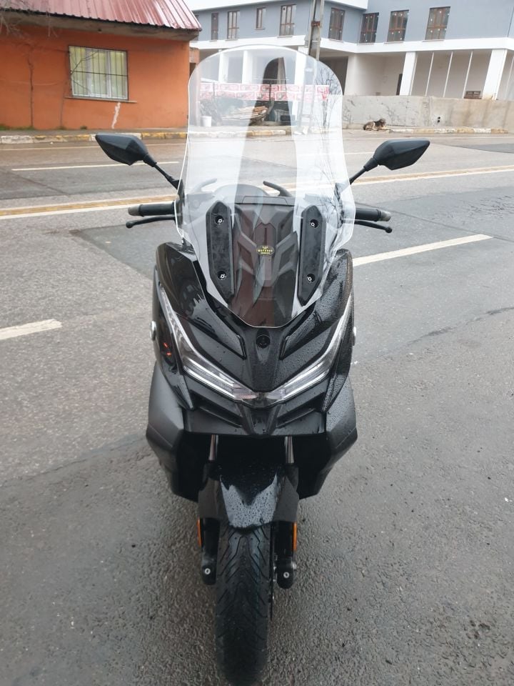 Voge Sr4 Maxi Ön Cam 2022-2025 Model