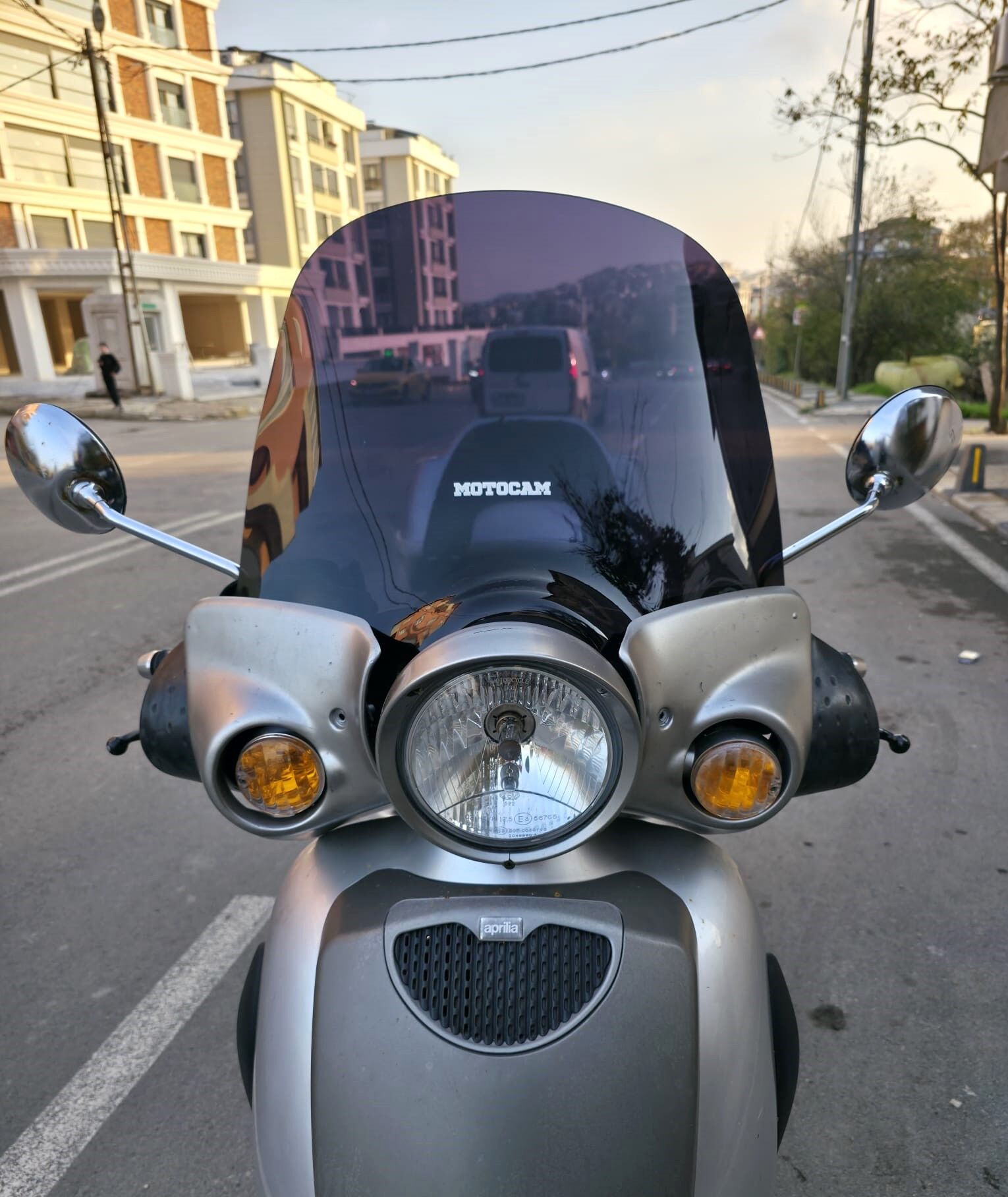 MOTOCAM Aprilia Scarabeo 200 Ön Cam 45cm 2002-2007 Model Siyah Renkli 4mm