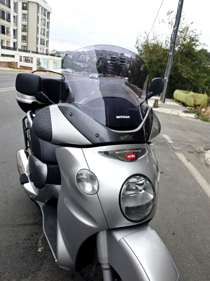 MOTOCAM Aprilia Scarabeo 500 Ön Cam 49cm 2003-2008 Model Füme Renkli 4mm