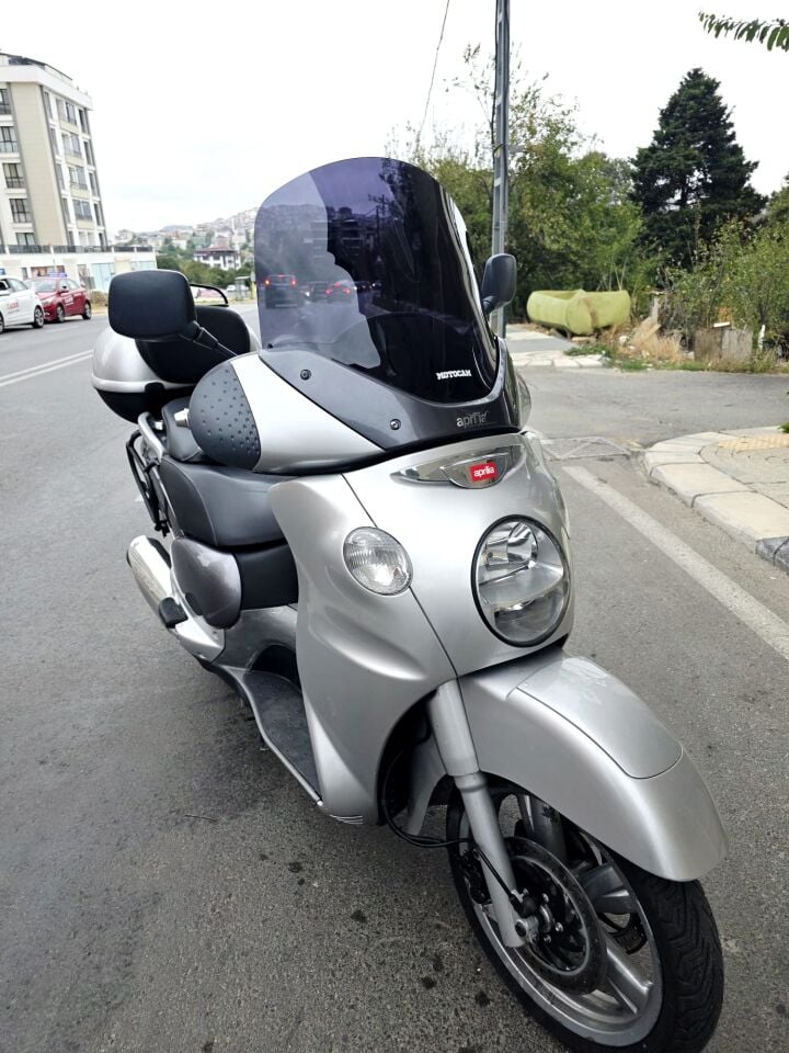 MOTOCAM Aprilia Scarabeo 500 Ön Cam 49cm 2003-2008 Model Siyah Renkli 4mm