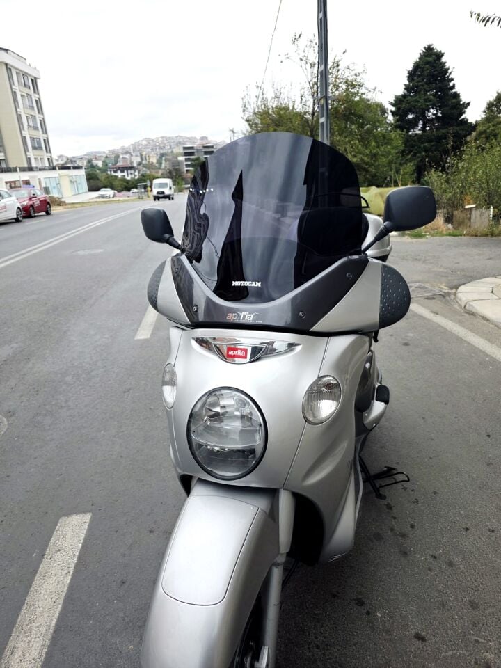 MOTOCAM Aprilia Scarabeo 500 Ön Cam 49cm 2003-2008 Model Siyah Renkli 4mm