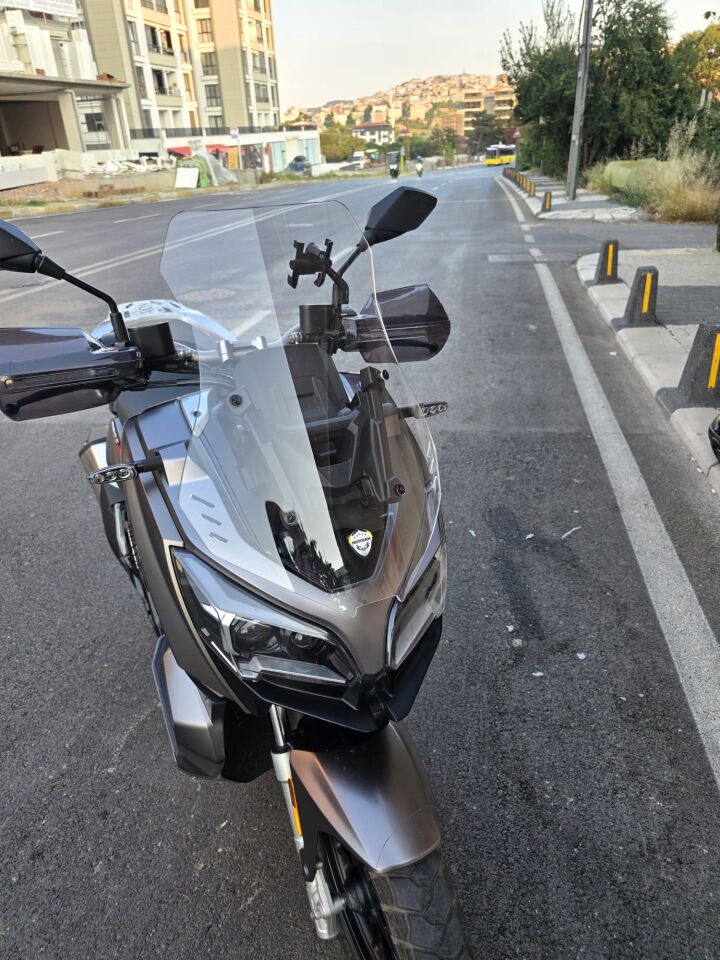 MOTOCAM RKS Reale 125 Siperlik Ön Cam 2023-2025 Model 55cm Şeffaf Renkli 4mm KISA SPOR CAM