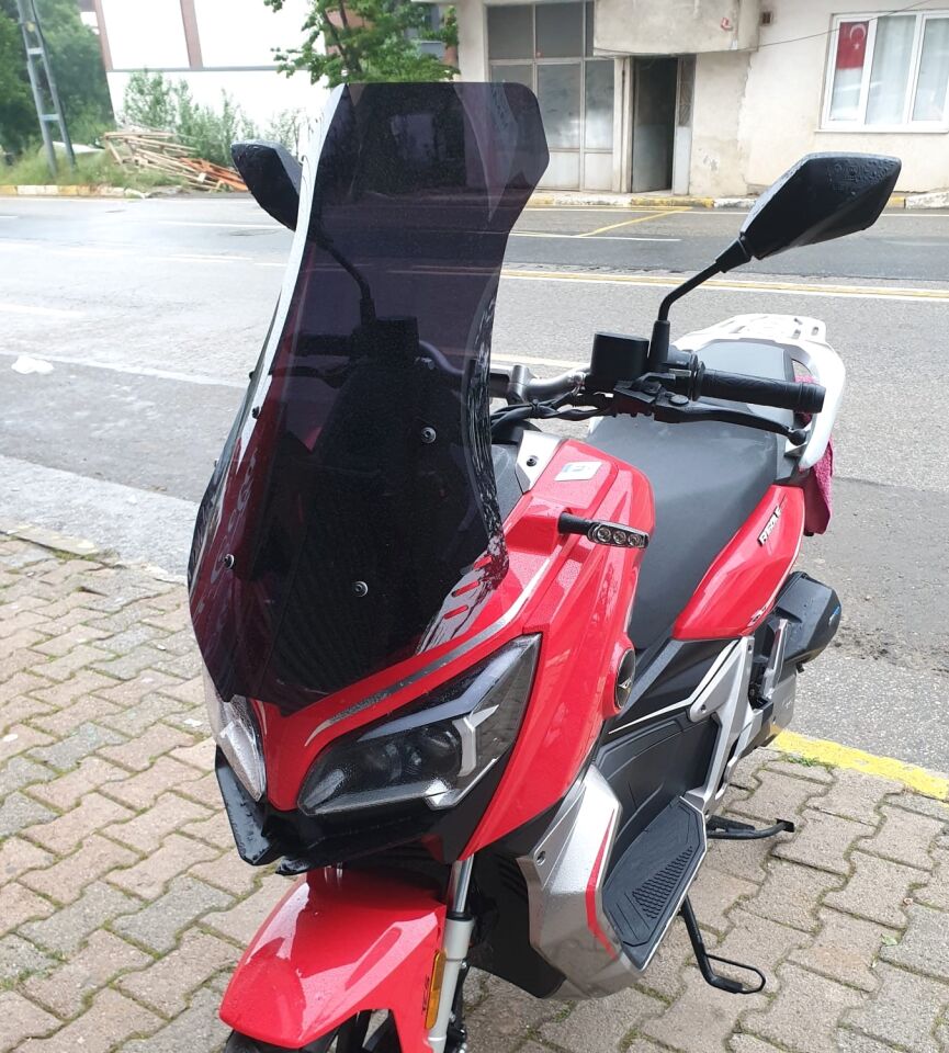 MOTOCAM RKS Reale 125 Ön Cam 2023-2026 Model 65cm Siyah Renkli 4mm ORTA BOYLU