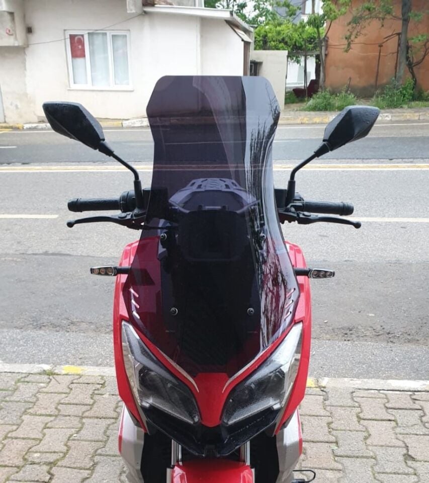 MOTOCAM RKS Reale 125 Ön Cam 2023-2026 Model 65cm Siyah Renkli 4mm ORTA BOYLU