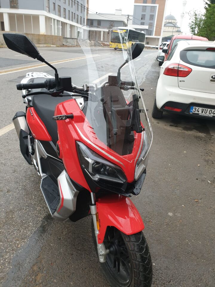 MOTOCAM RKS Reale 125 Ön Cam 2023-2026 Model 65cm Şeffaf Renkli 4mm ORTA BOYLU