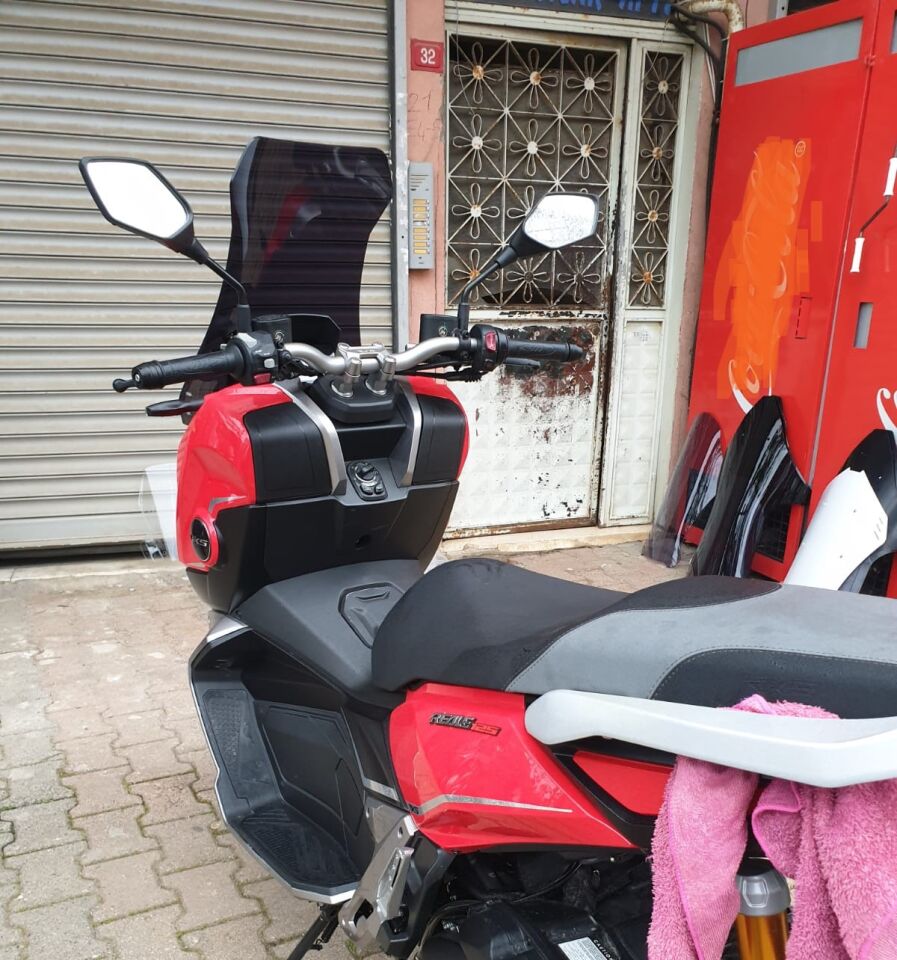 MOTOCAM RKS Reale 125 Ön Cam 2023-2026 Model 75cm Siyah Renkli 4mm UZUN