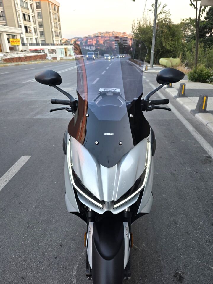 MOTOCAM RKS RZ 250 S Ön Cam 2022-2026 Model 68cm Füme Renkli 4mm UZUN