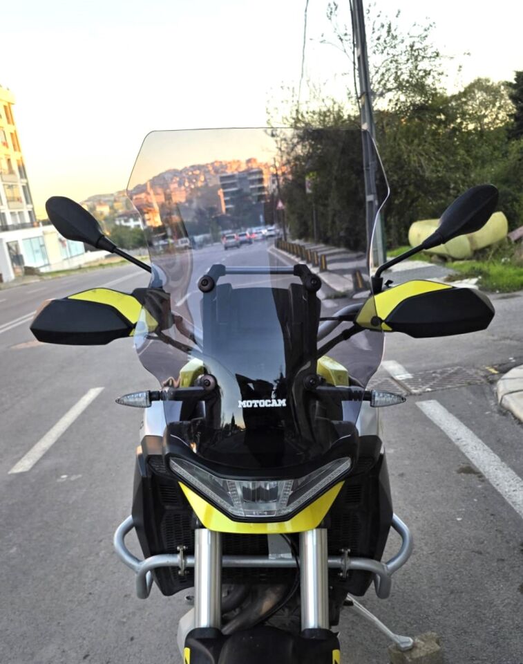 MOTOCAM Aprilia Tuareg 660 Ön Cam 2022-2026 Model 58cm Füme Renkli 4mm