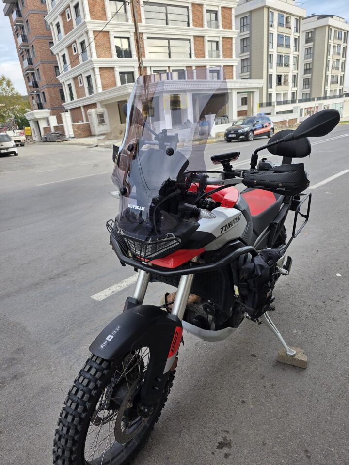 MOTOCAM Aprilia Tuareg 660 Ön Cam 2022-2026 Model 58cm Füme Renkli 4mm