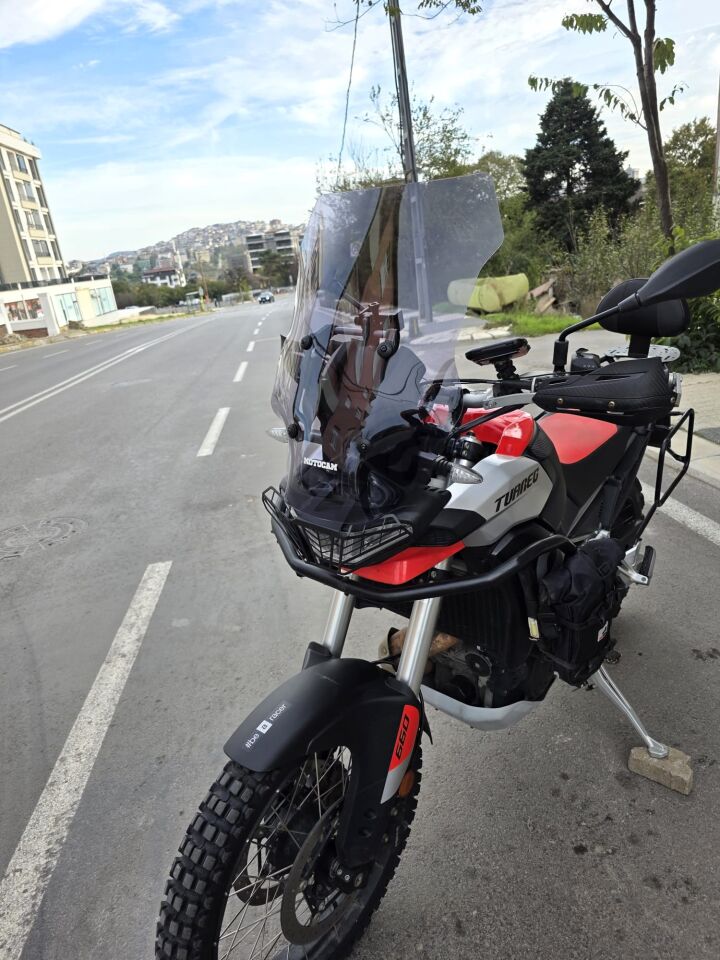 MOTOCAM Aprilia Tuareg 660 Ön Cam 2022-2026 Model 58cm Füme Renkli 4mm