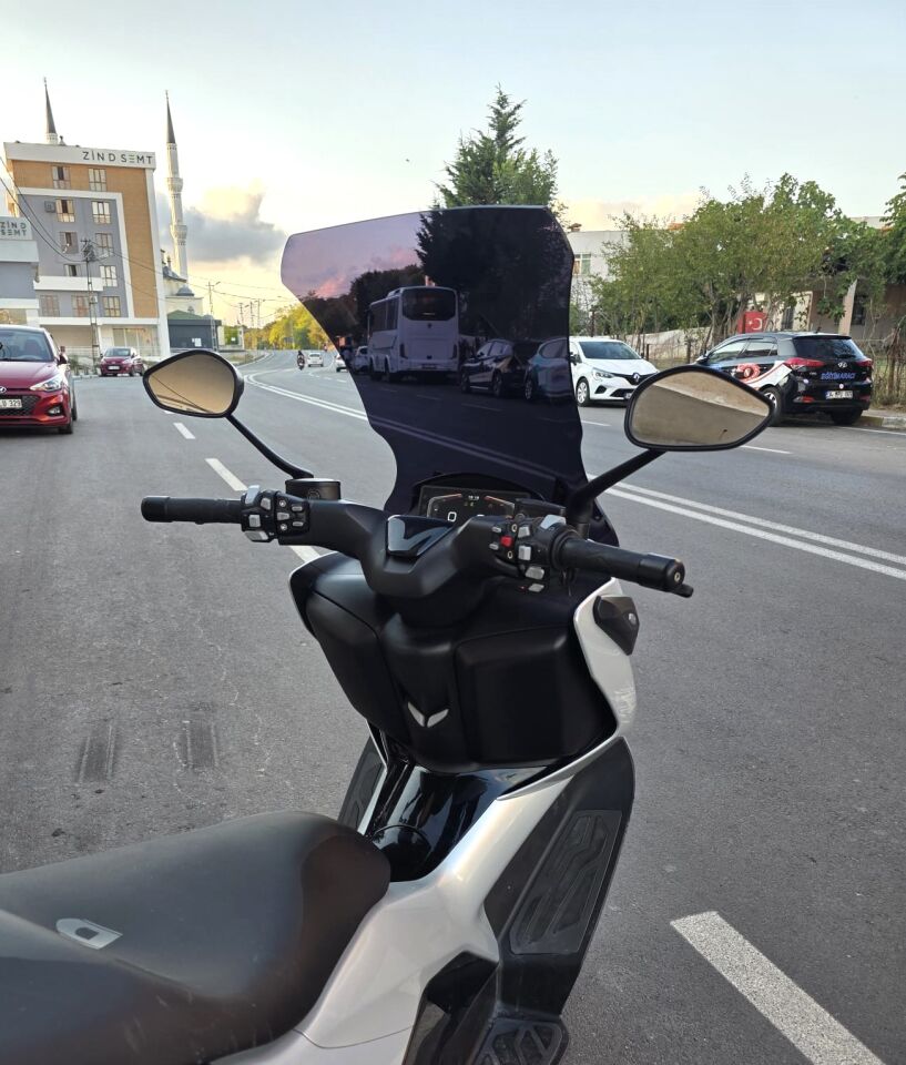 MOTOCAM RKS RZ 250 S Ön Cam 2022-2026 Model 68cm Siyah Renkli 4mm UZUN