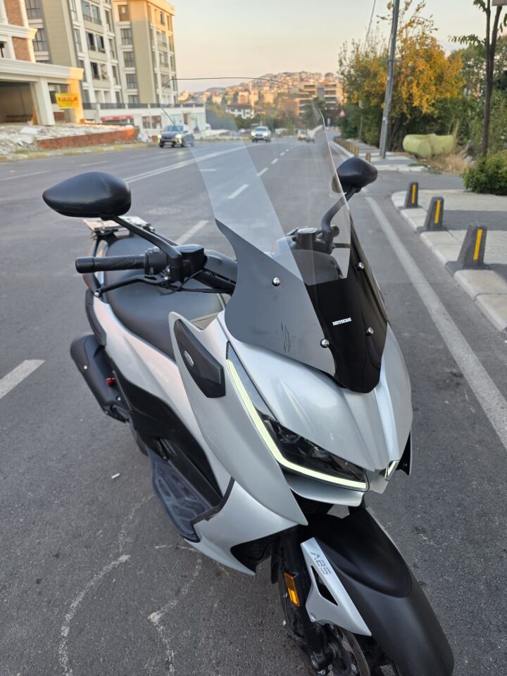 MOTOCAM RKS RZ 250 S Ön Cam 2022-2026 Model 68cm Şeffaf Renkli 4mm UZUN