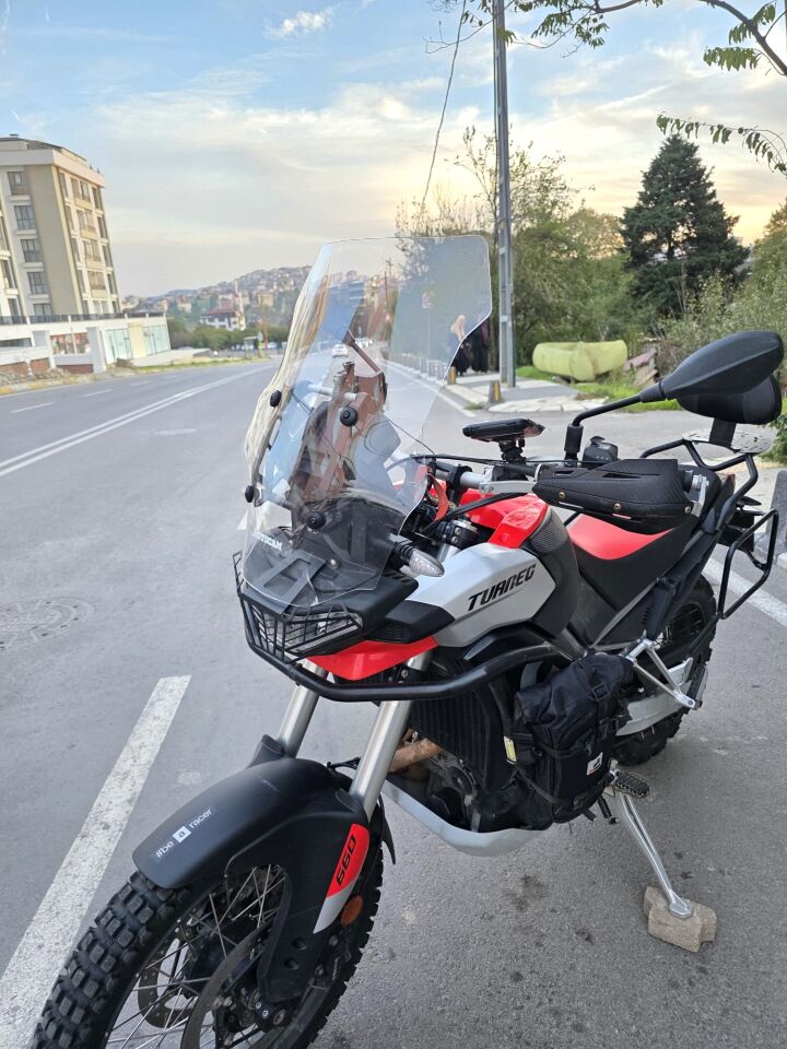 MOTOCAM Aprilia Tuareg 660 Ön Cam 2022-2026 Model 58cm Şeffaf Renkli 4mm