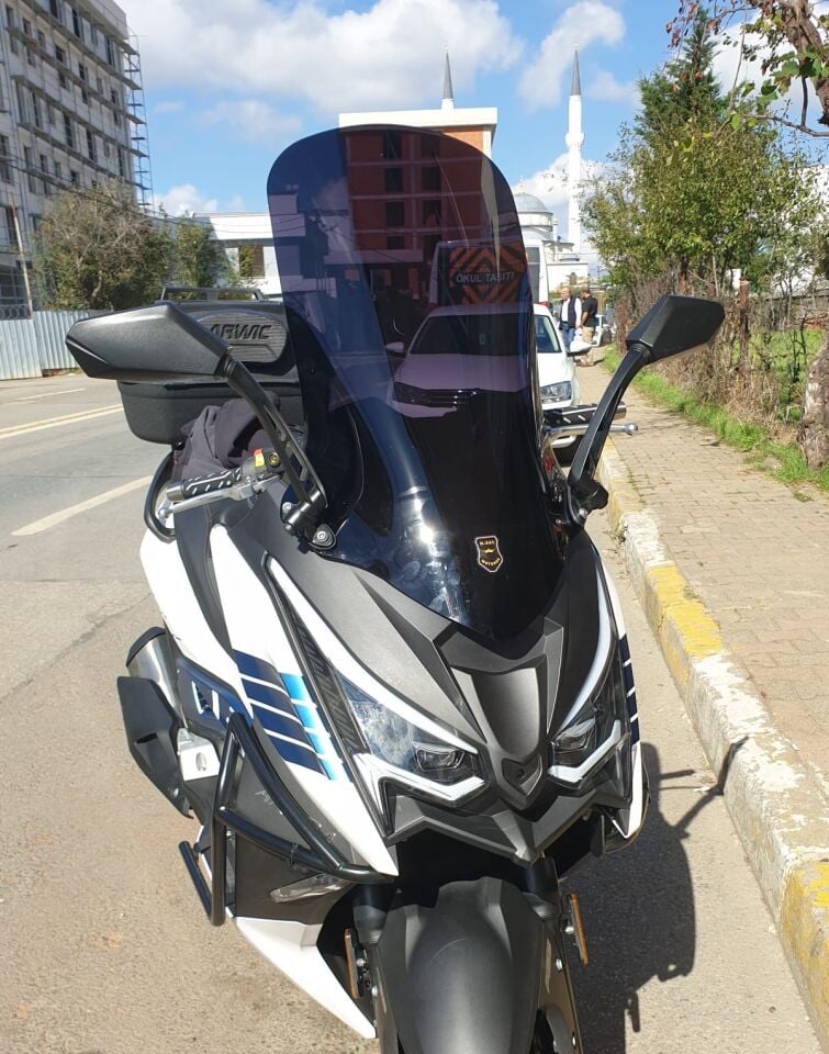 MOTOCAM Ariic Chief 318 Ön Cam 2023-2026 Model 75cm Siyah Renkli 4mm UZUN