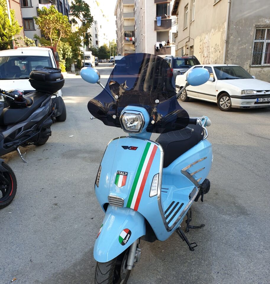 MOTOCAM RKS Bitter Ön Cam 2022-2026 Model 41cm siyah Renkli 4mm Elcikli APARATSIZ