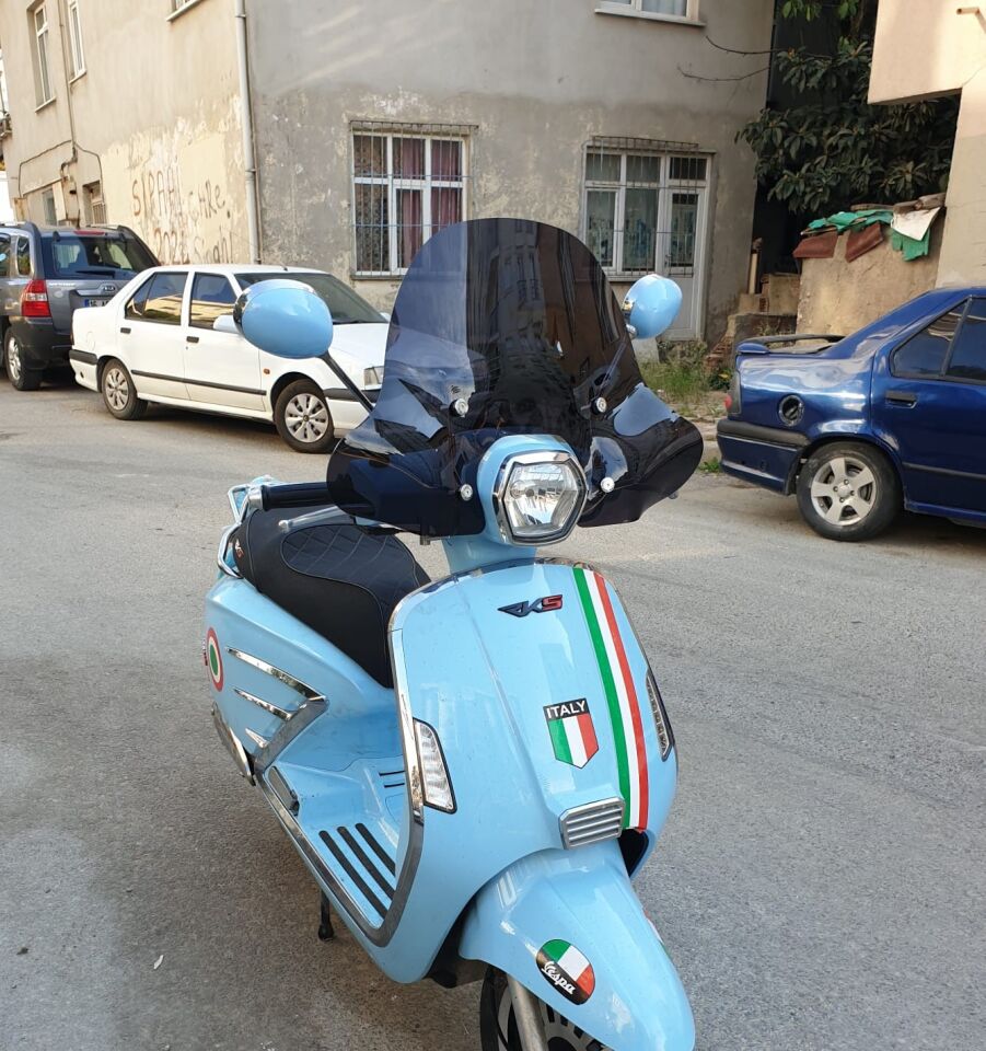 MOTOCAM RKS Bitter Ön Cam 2022-2026 Model 41cm siyah Renkli 4mm Elcikli APARATSIZ