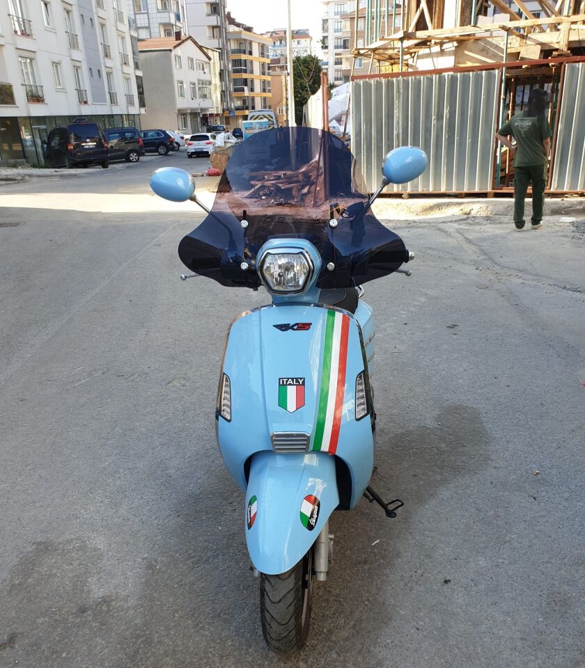 MOTOCAM RKS Bitter Ön Cam 2022-2026 Model 41cm siyah Renkli 4mm Elcikli APARATSIZ