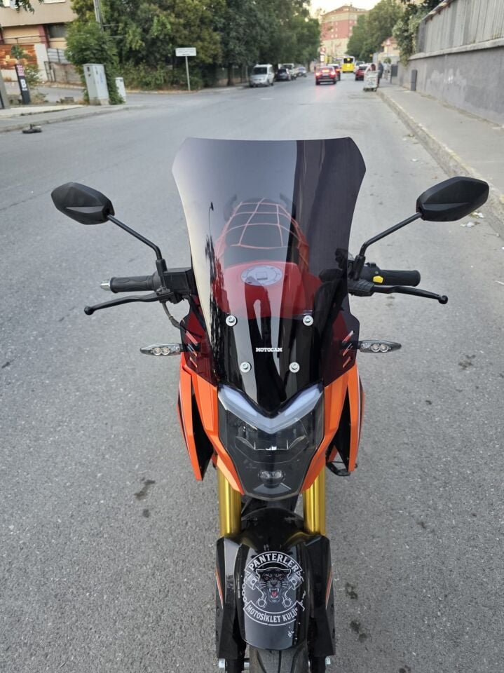 MOTOCAM Arora ARS 200 Ön Cam 2022-2026 Model 46cm Siyah Renkli 4mm