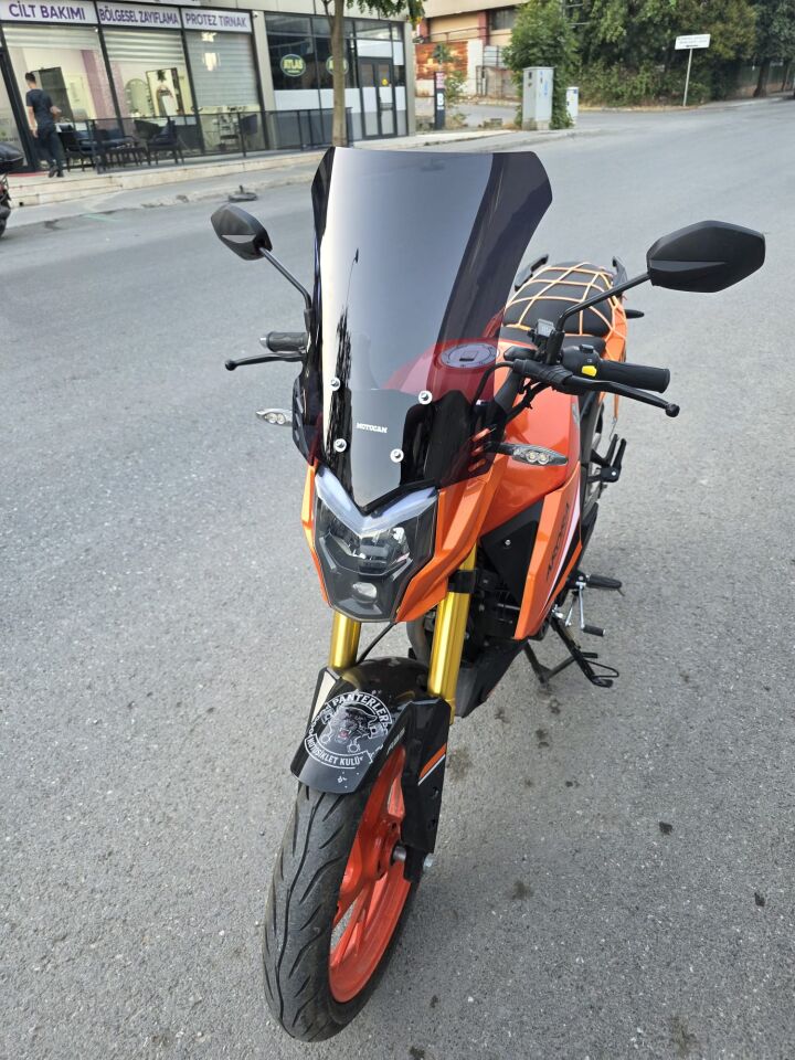 MOTOCAM Arora ARS 200 Ön Cam 2022-2026 Model 46cm Siyah Renkli 4mm