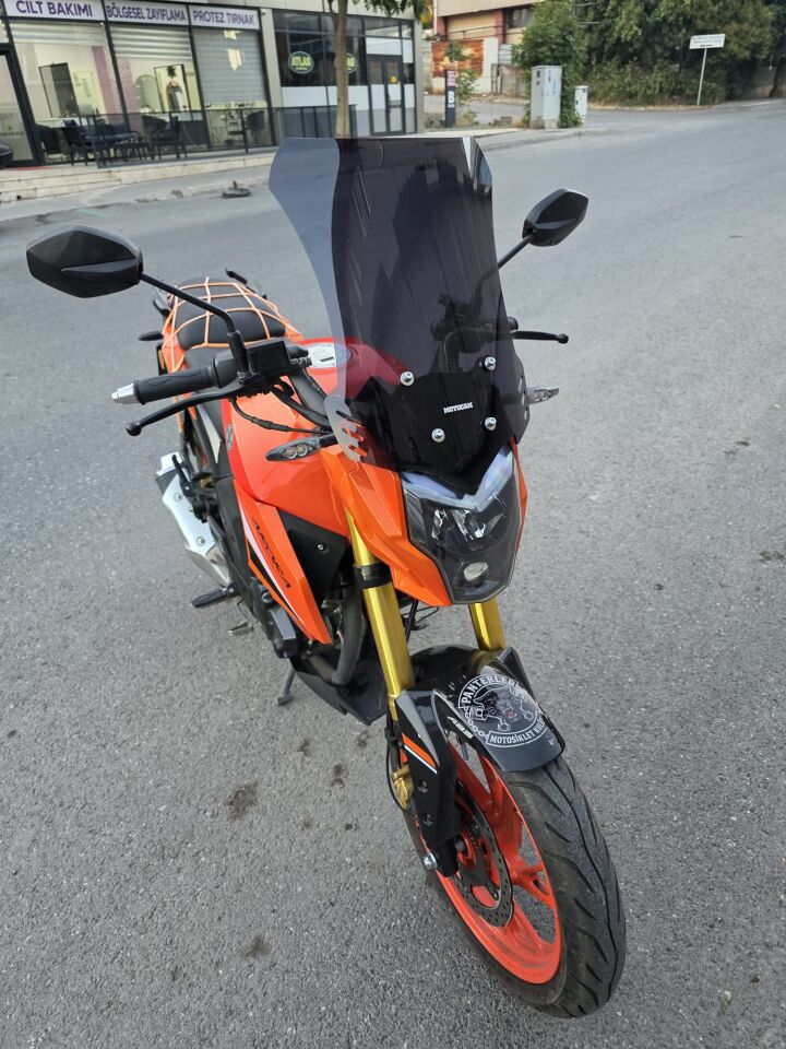 MOTOCAM Arora ARS 200 Ön Cam 2022-2026 Model 46cm Siyah Renkli 4mm