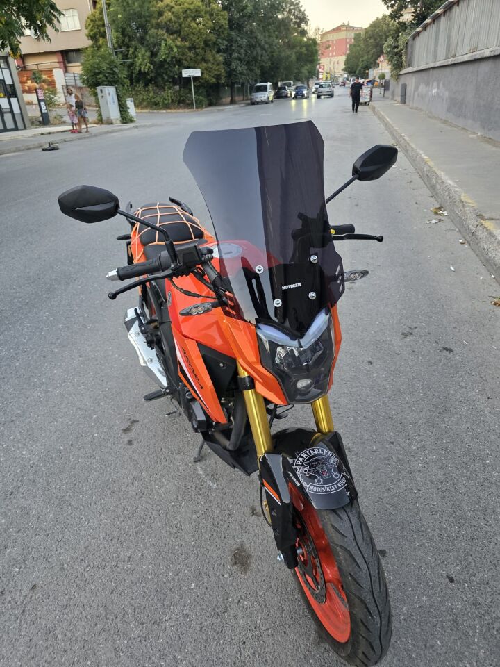 MOTOCAM Arora ARS 200 Ön Cam 2022-2026 Model 46cm Siyah Renkli 4mm