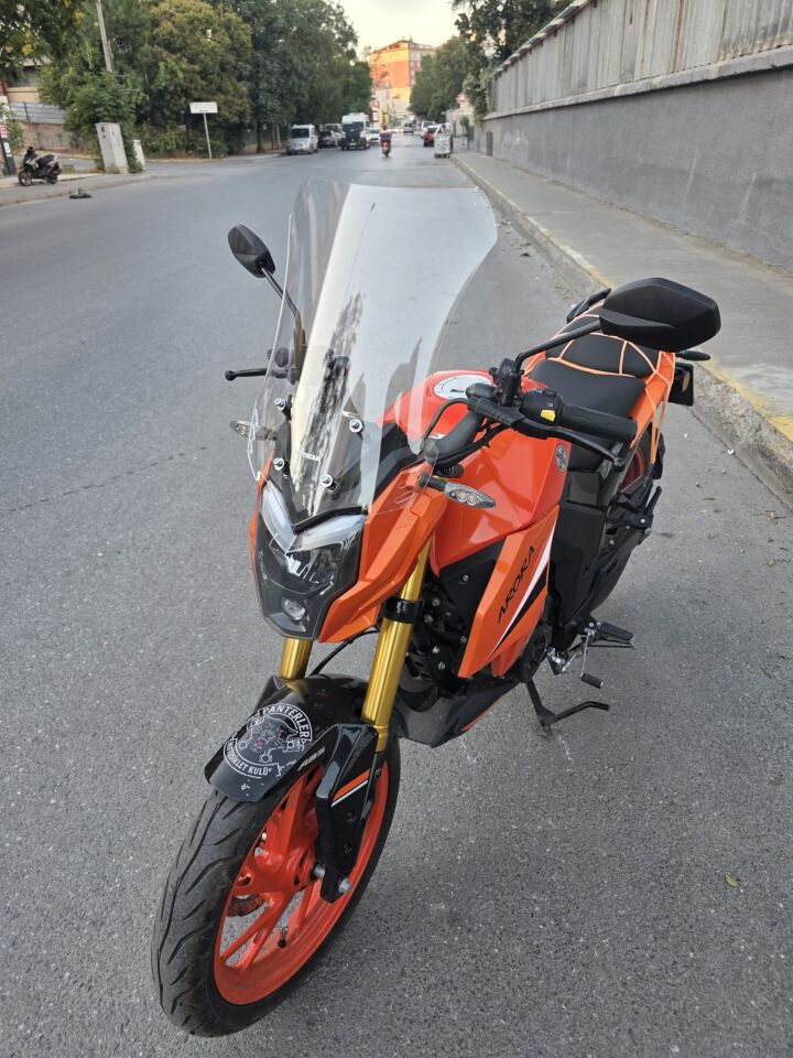 MOTOCAM Arora ARS 200 Ön Cam 2022-2026 Model 46cm Şeffaf Renkli 4mm