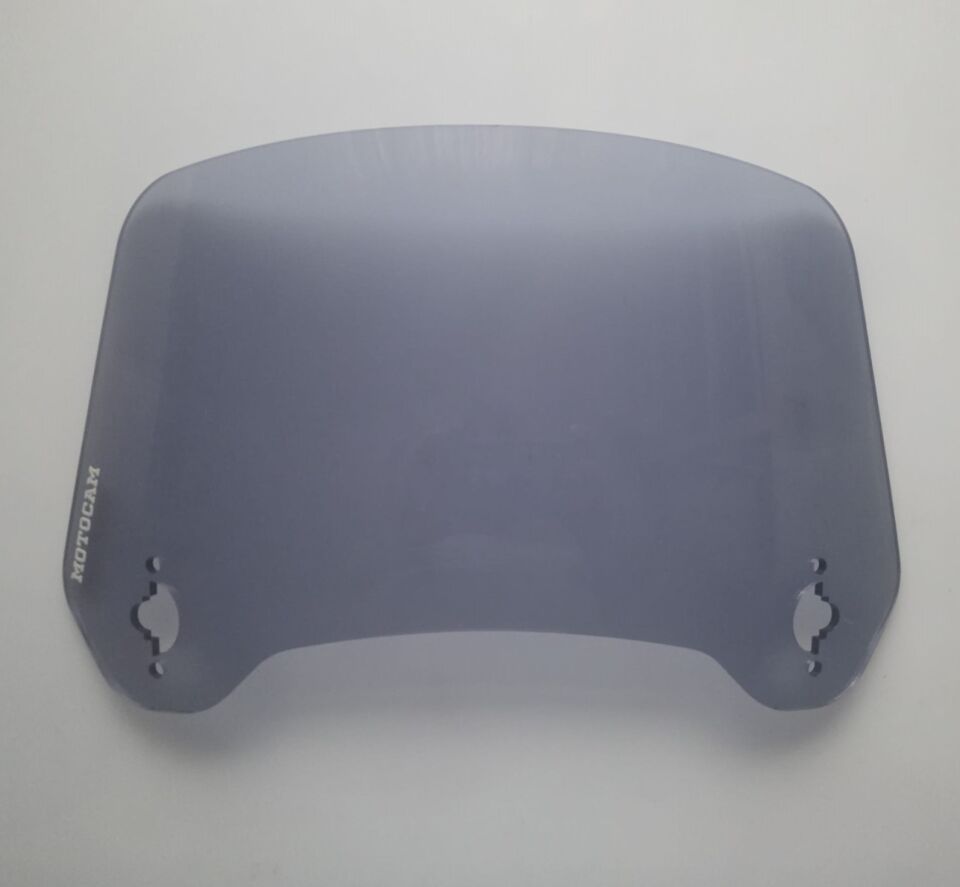 MOTOCAM Rüzgar Saptırıcı Deflektör Camı 3 Delikli 35x18cm Tırtıklı Füme Renkli   (APARATSIZDIR)