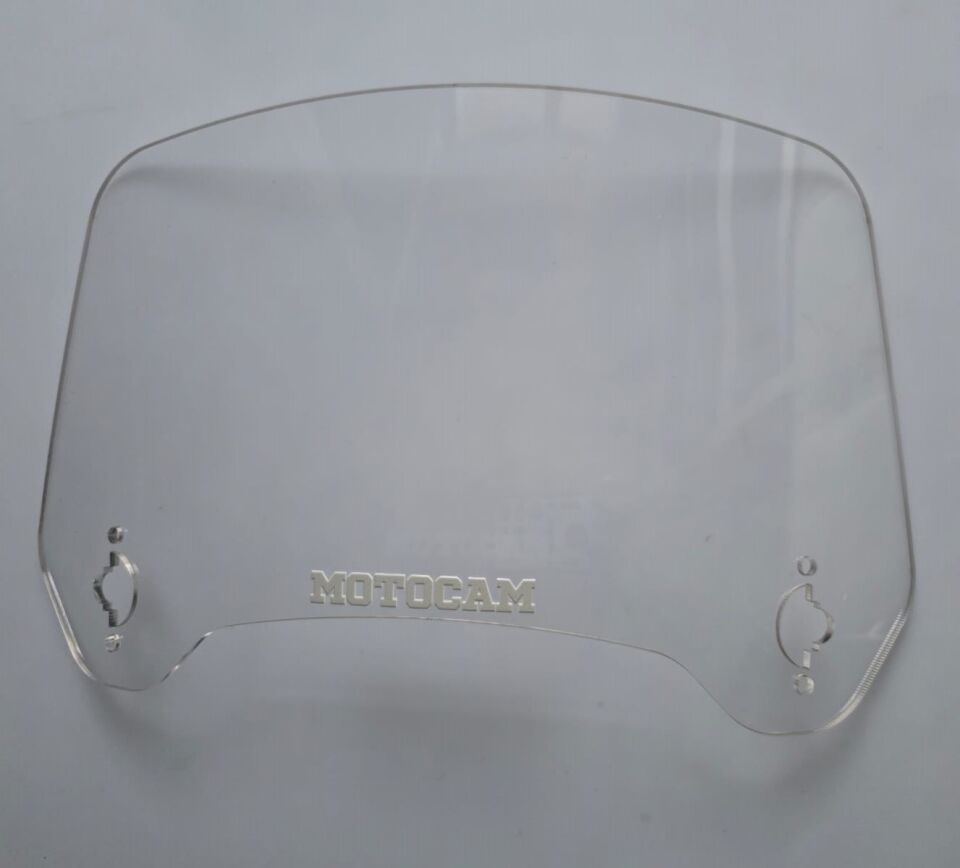 MOTOCAM Rüzgar Saptırıcı Deflektör Camı 3 Delikli 35x18cm Tırtıklı Şeffaf Renkli   (APARATSIZDIR)