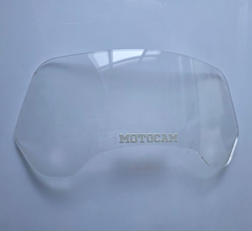 MOTOCAM Rüzgar Saptırıcı Deflektör Camı Deliksiz 32x12cm Şeffaf Renkli   (APARATSIZDIR)