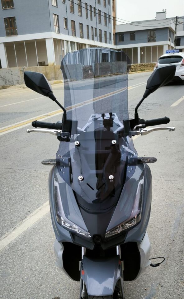 MOTOCAM Arora Beatrix 150 Ön Cam 2023-2026 Model 75cm Füme Renkli 4mm UZUN