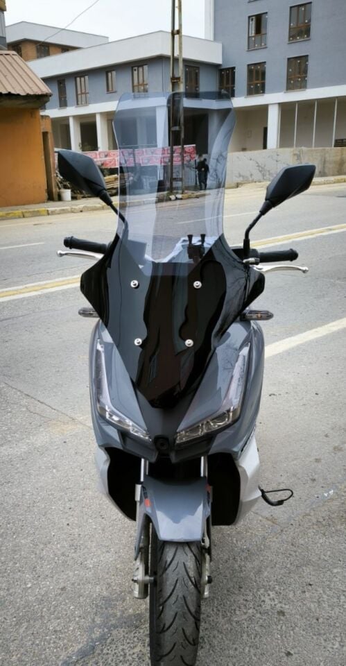 MOTOCAM Arora Beatrix 150 Ön Cam 2023-2026 Model 78cm Füme Renkli 4mm UZUN