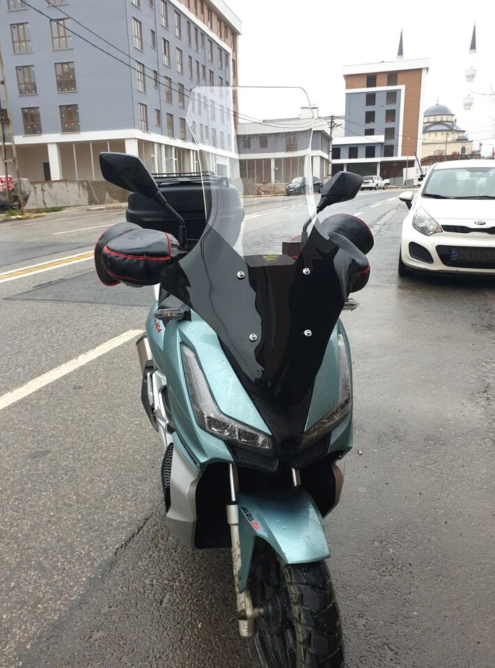 MOTOCAM Arora Beatrix 150 Ön Cam 2023-2026 Model 78cm Şeffaf Renkli 4mm UZUN