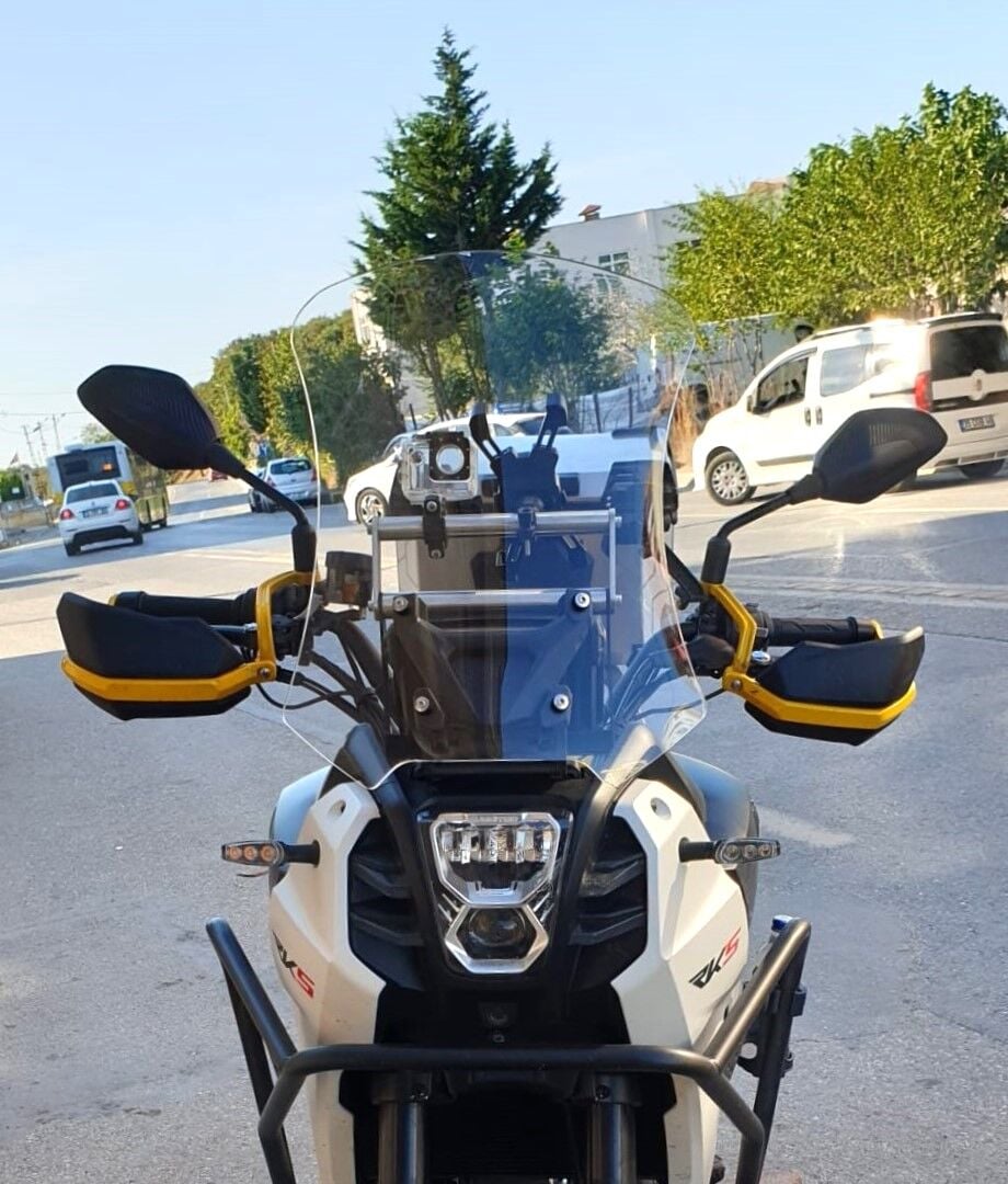 MOTOCAM RKS SVT 650 X Ön Cam 2023-2026 Model 50cm Şeffaf Renkli 4mm UZUN