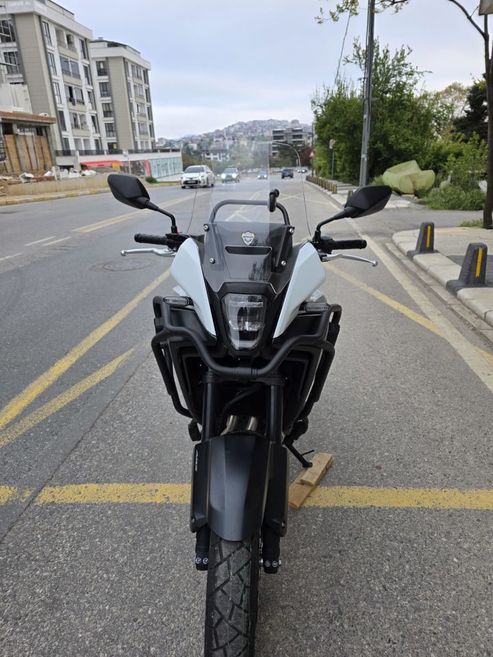 Honda NX 500 Ön Cam 2025 Model
