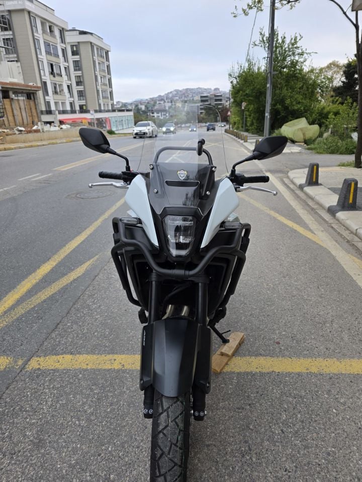 Honda NX 500 Ön Cam 2025 Model