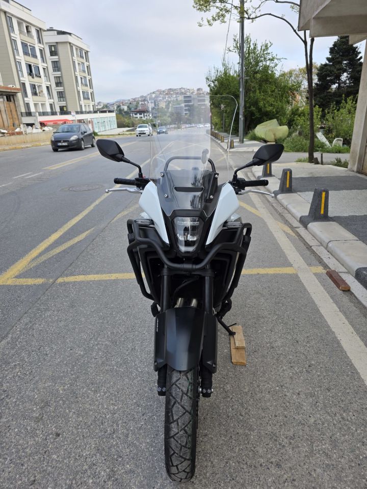 Honda NX 500 Ön Cam 2025 Model