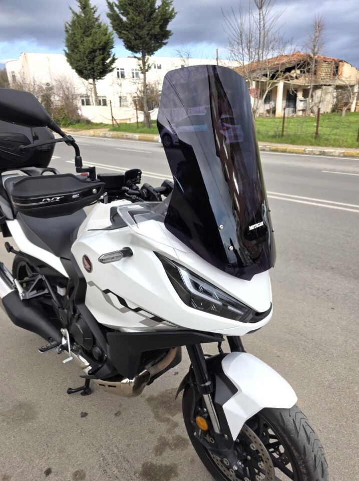 MOTOCAM Honda NT 1100 Ön Cam 2021-2024 Model 59cm Siyah Renkli 4mm İADE YOKTUR