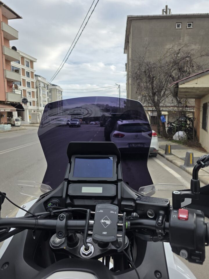 MOTOCAM Honda NT 1100 Ön Cam 2021-2024 Model 59cm Siyah Renkli 4mm İADE YOKTUR