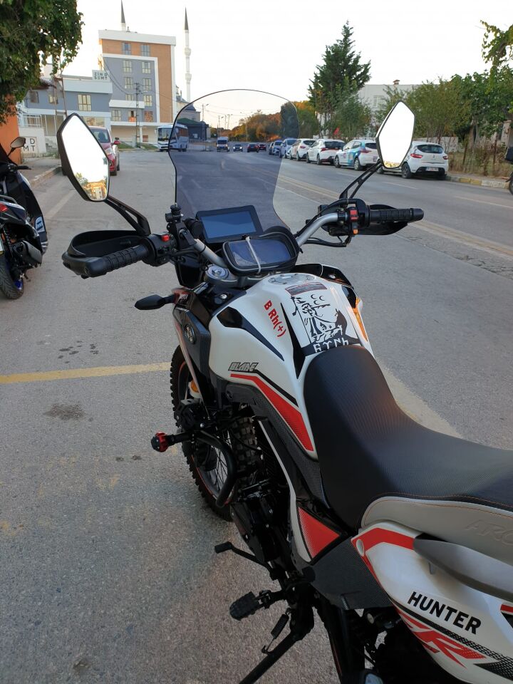 MOTOCAM Arora CR 250 Ön Cam 2025-2026 Model 55cm Füme Renkli 4mm